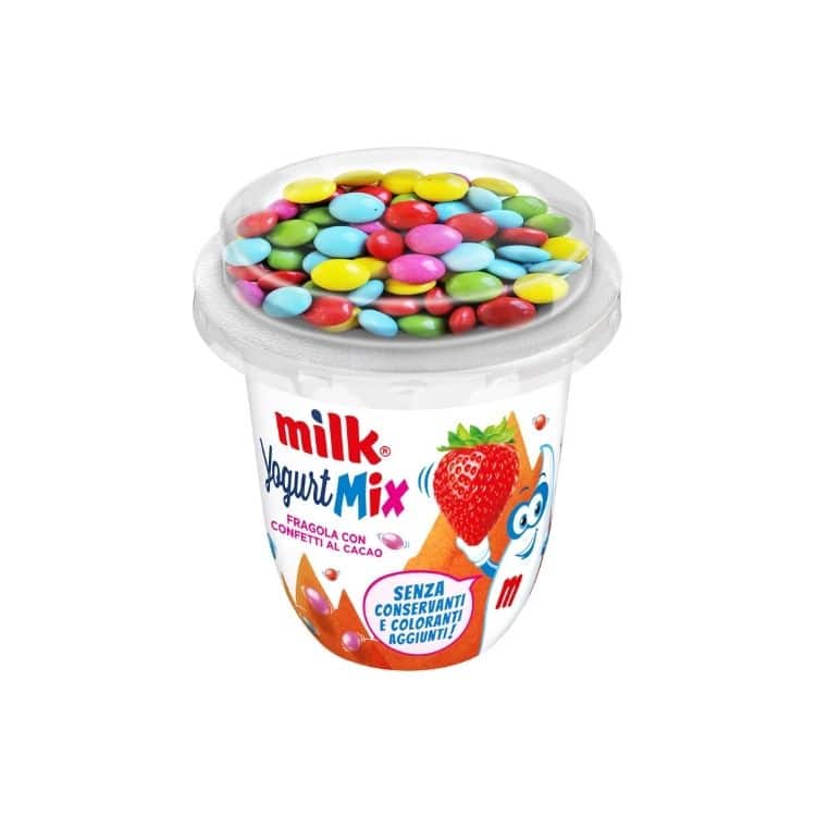 Image of Milk Strawberry Yogurt Mix With Chocolate Candies – 110g